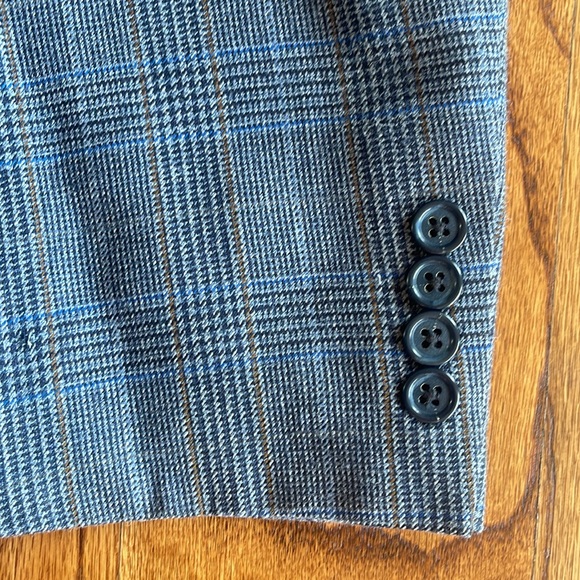 Jos. A. Bank Plaid Sport Coat, 46L - Picture 5 of 14